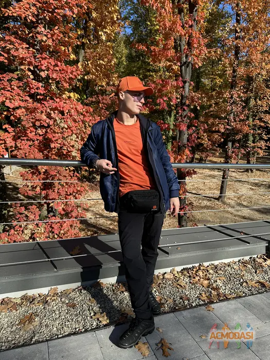 Антон  Антон фото №1746649. Завантажено 30 Серпня 2025