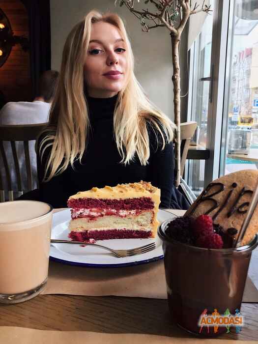 Виктория Александровна Ковальчук фото №1175620. Завантажено 30 Січня 2018