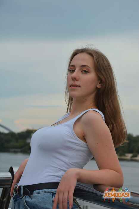 Аліса Тимурівна Сироватська фото №1557292. Завантажено 11 Серпня 2020