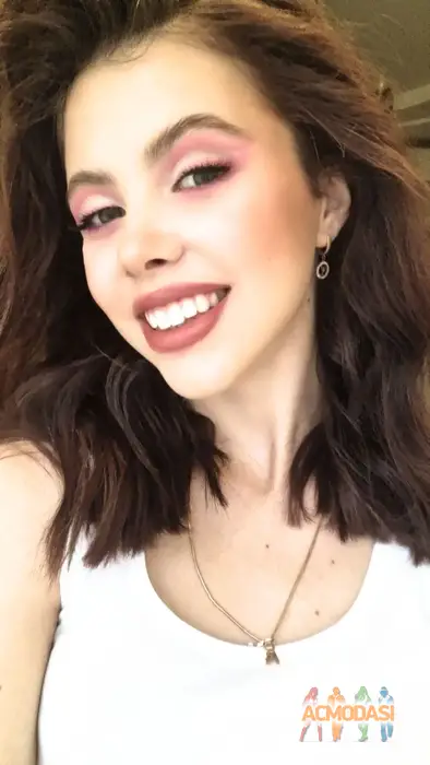 Ангелина  Бригадир фото №1749568. Завантажено 17 Листопада 2025