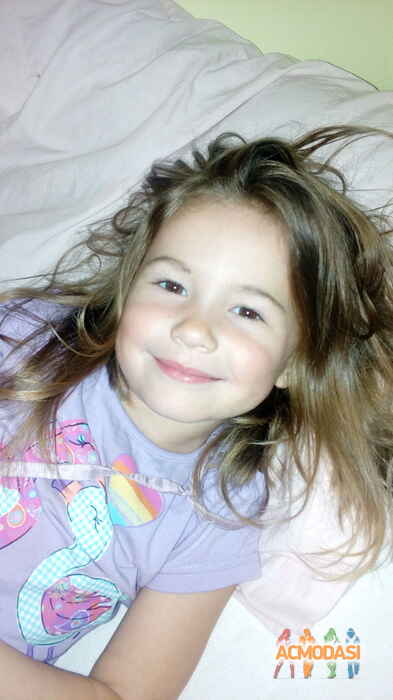 Злата Максимівна Калин фото №1112455. Завантажено 04 Жовтня 2017