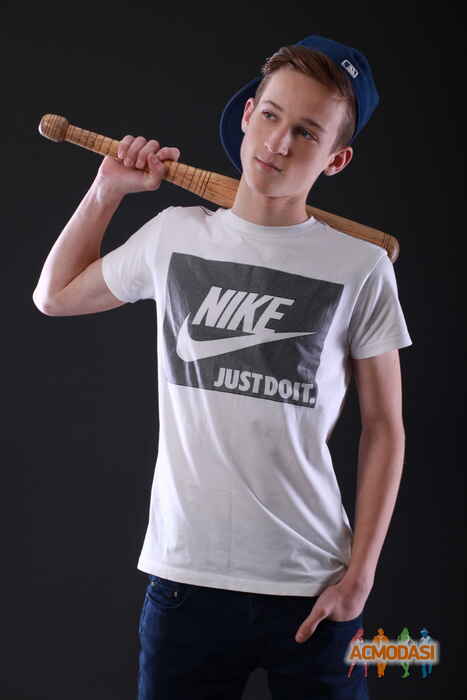 Максим Сергійович Волков фото №991155. Завантажено 29 Листопада 2016