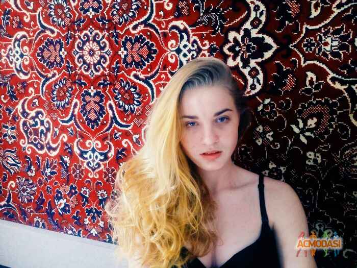 Кароліна Віталіївна Куліковська фото №1047177. Завантажено 25 Квітня 2017