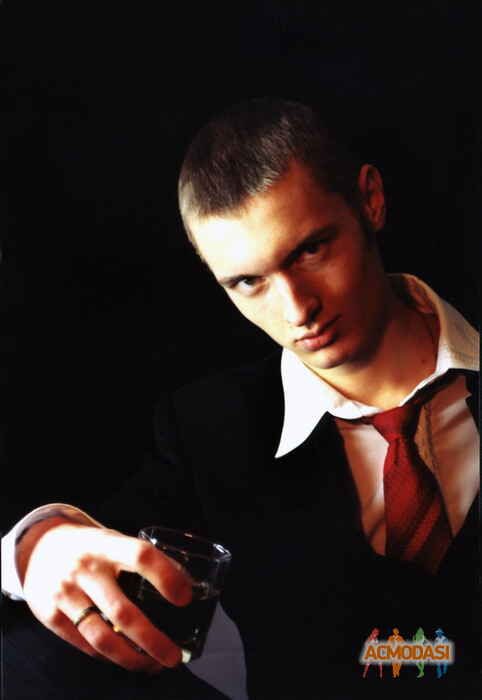 Антон  Ткаченко фото №824. Завантажено 19 Лютого 2007