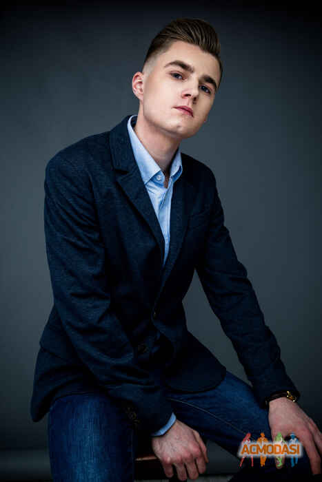 Євгеній Валерійович Боровик фото №1007018. Завантажено 14 Січня 2017