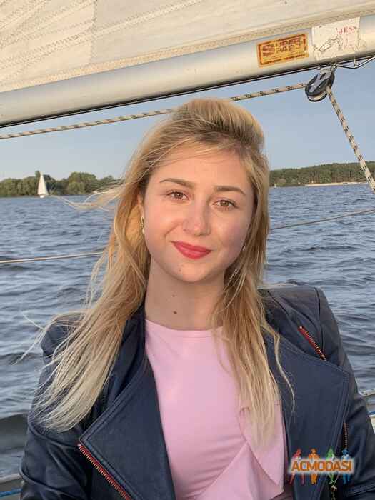 Лиза Сергіївна Савченко фото №1464021. Завантажено 21 Жовтня 2019