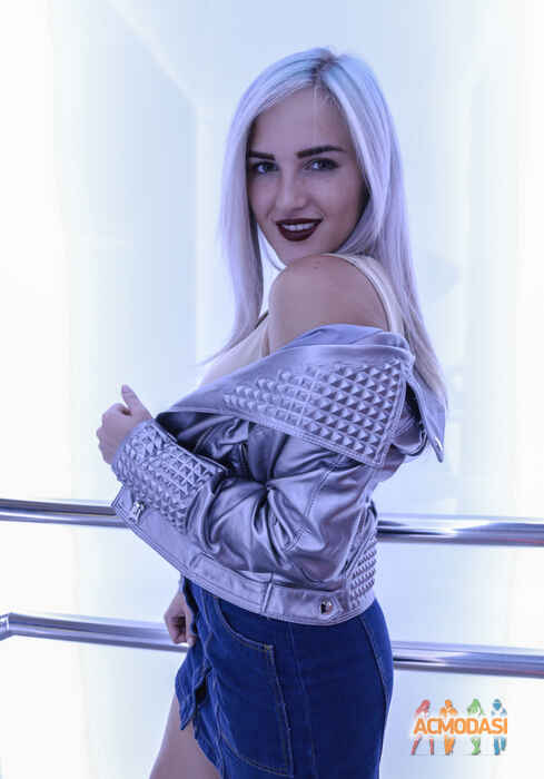 Вікторія Вікторівна Лавриченко фото №1135668. Завантажено 13 Листопада 2017