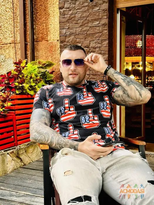 Виктор  Сталин фото №1752159. Завантажено 25 Січня 2026