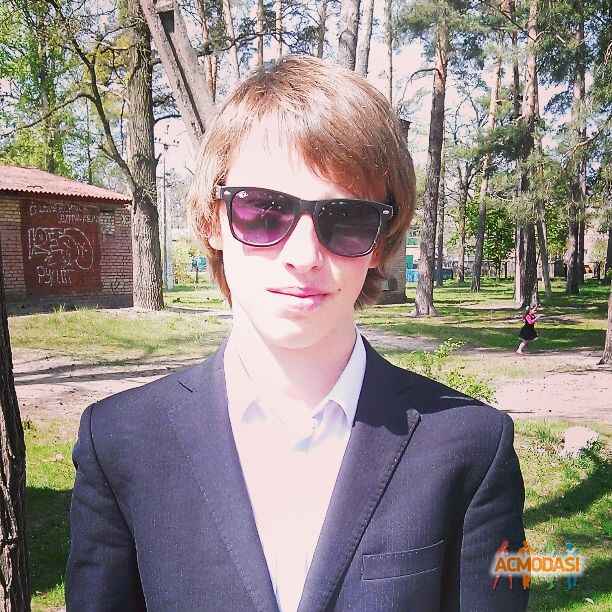 Владислав  Владимирович фото №695604. Завантажено 23 Липня 2014