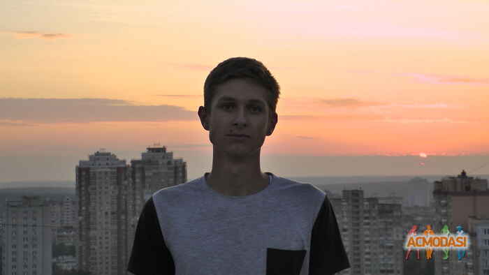 Роман Володимирович Стельмах фото №1100102. Завантажено 05 Вересня 2017