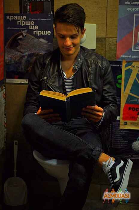 Aртем Олександрович Петренко фото №1011376. Завантажено 24 Січня 2017