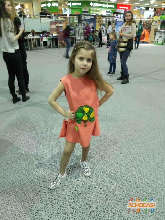 Арина Андреевна Мельниченко фото №1046940. Завантажено 25 Квітня 2017