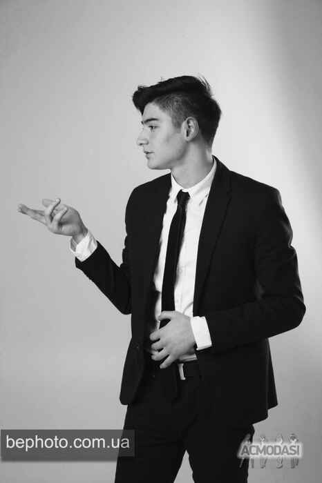 Яша Натигович Гулиев фото №1155392. Завантажено 21 Грудня 2017