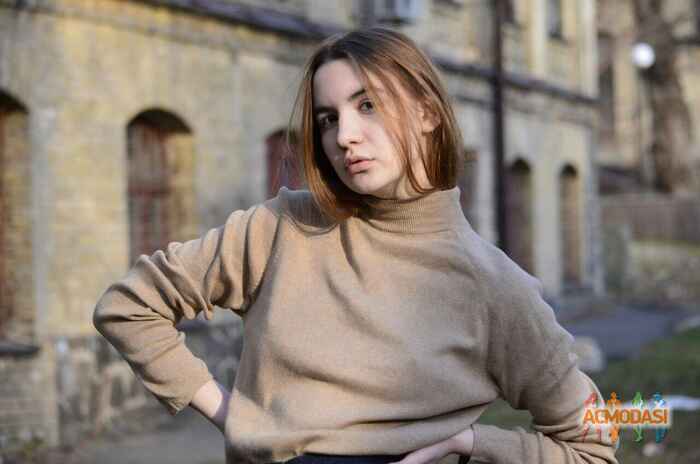 Полина  Олеговна фото №1264882. Завантажено 26 Липня 2018