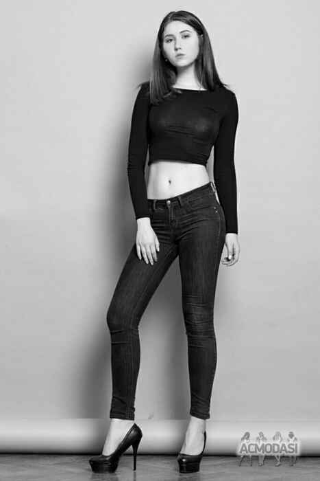 Дарья Эдуардовна Карпенко фото №1053346. Завантажено 12 Травня 2017