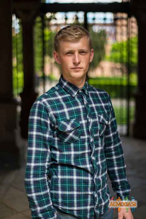 Андрій Сергійович Мартинюк фото №1022797. Завантажено 20 Лютого 2017