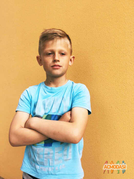 Денис   фото №1057351. Завантажено 22 Травня 2017