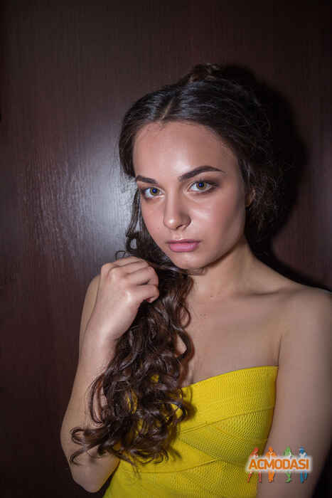 Каміла Сабірівна Мамедова фото №1083916. Завантажено 27 Липня 2017