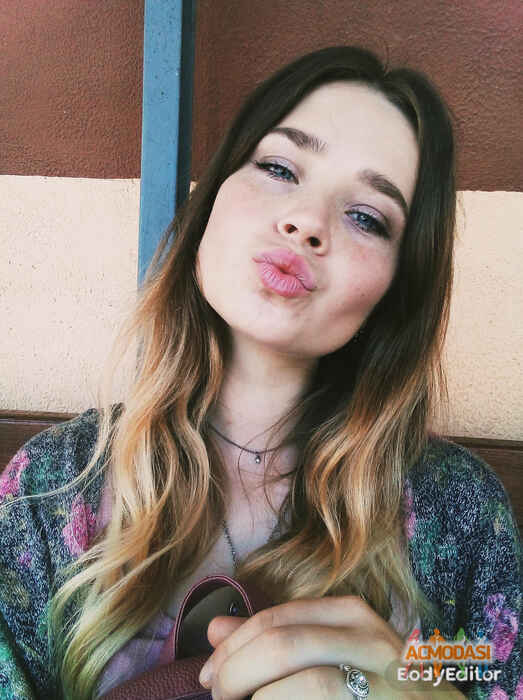 Аліна  Холодюк фото №1549198. Завантажено 17 Липня 2020
