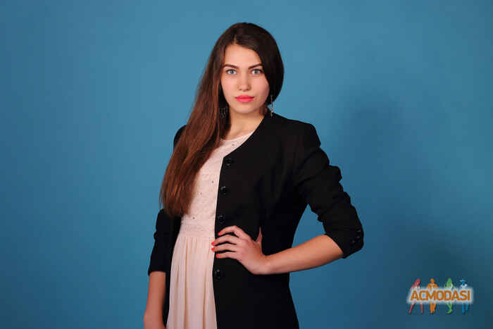 Каролина Игоревна Карпенко фото №983883. Завантажено 12 Листопада 2016