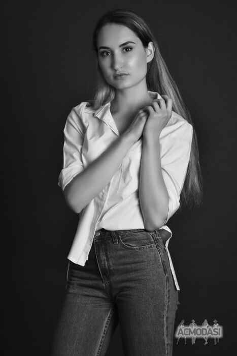 Марина  Семчук фото №1093099. Завантажено 18 Серпня 2017