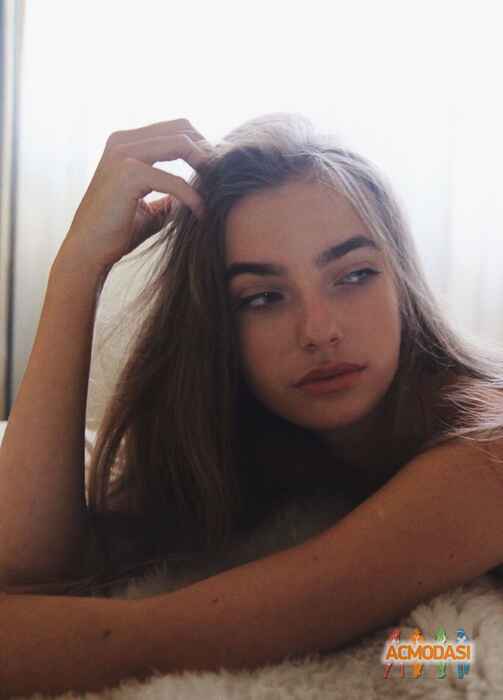 Наташа Александровна Мележик фото №1190533. Завантажено 19 Лютого 2018