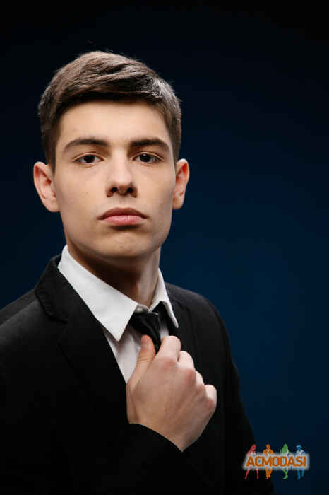 Андрей Андреевич Омельченко фото №154074. Завантажено 22 Лютого 2012