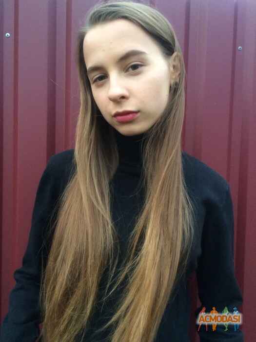 Богдана Зиновьевна Романив фото №1134873. Завантажено 11 Листопада 2017