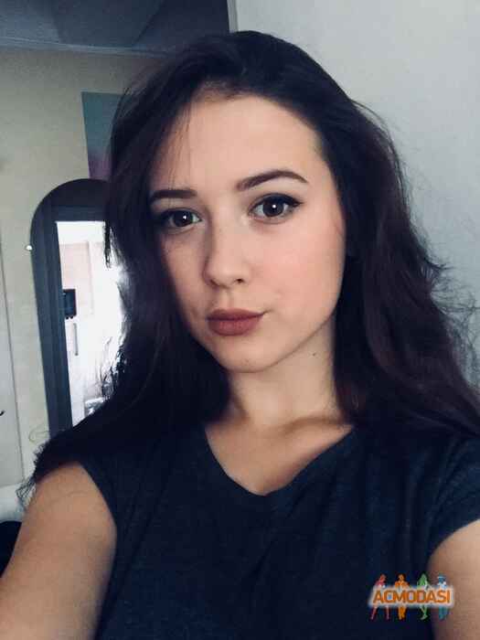 Олена Борисівна Сварник фото №1144567. Завантажено 28 Листопада 2017