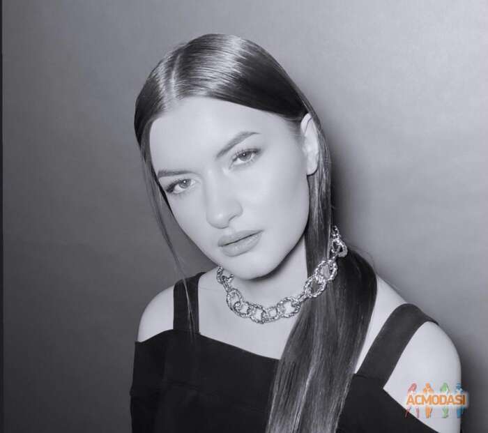 Діана  Синявська фото №1678597. Завантажено 23 Січня 2022