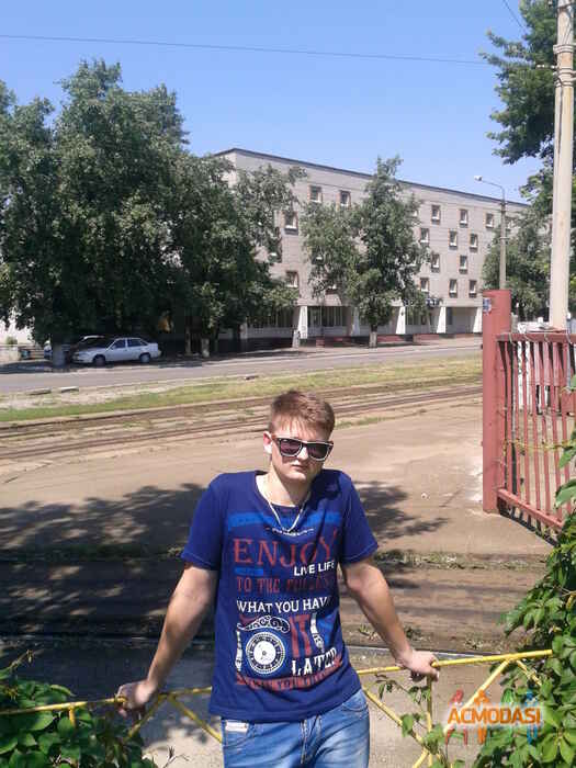 Виталий Анатольевич Делех фото №665857. Завантажено 07 Червня 2014