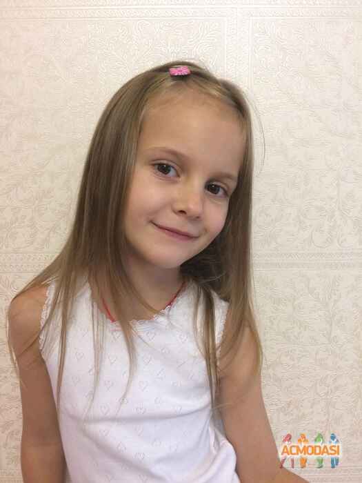 Софія Романівна Снігур фото №1120829. Завантажено 19 Жовтня 2017