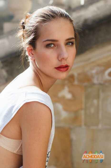 Соломія Василівна Микитин фото №1022889. Завантажено 20 Лютого 2017