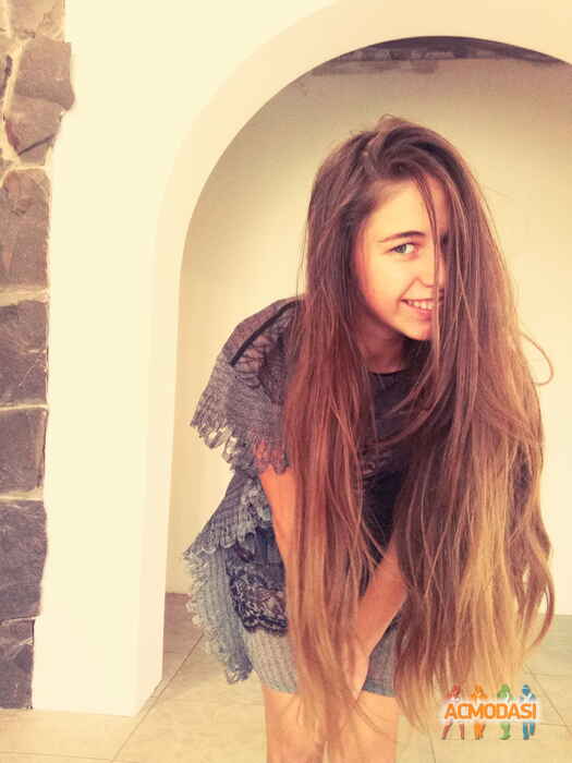 Сабріна Сосланівна Бєкоєва фото №1160023. Завантажено 04 Січня 2018