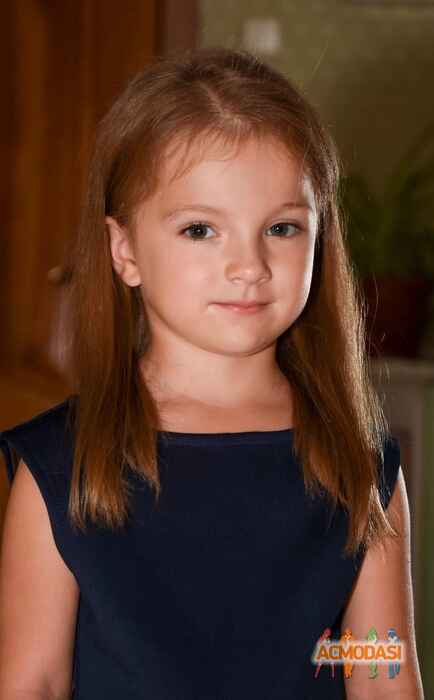 Аделина Вадимовна Романова фото №1127324. Завантажено 31 Жовтня 2017