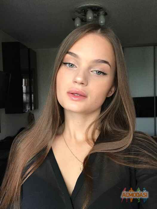 Valerie  Valerie фото №1645442. Завантажено 02 Серпня 2021