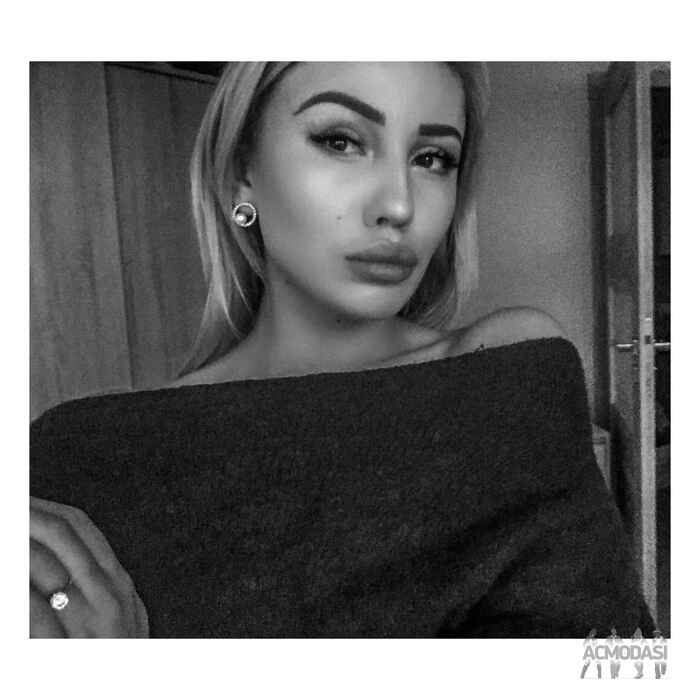 Карина Анатольевна Кузьмик фото №1143466. Завантажено 26 Листопада 2017
