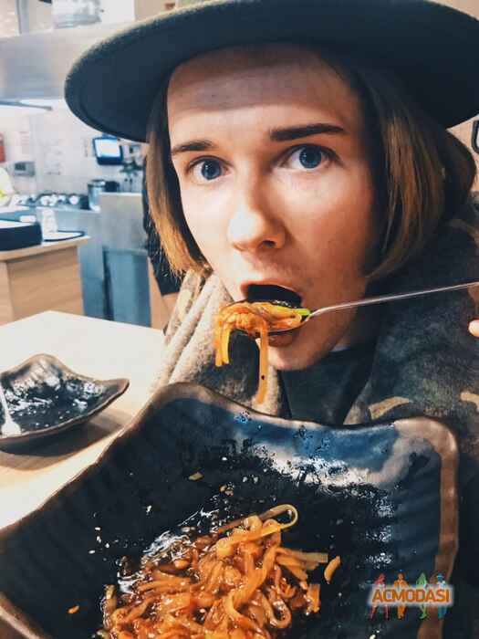 Элайджа  Ледфорд фото №1070069. Завантажено 23 Червня 2017