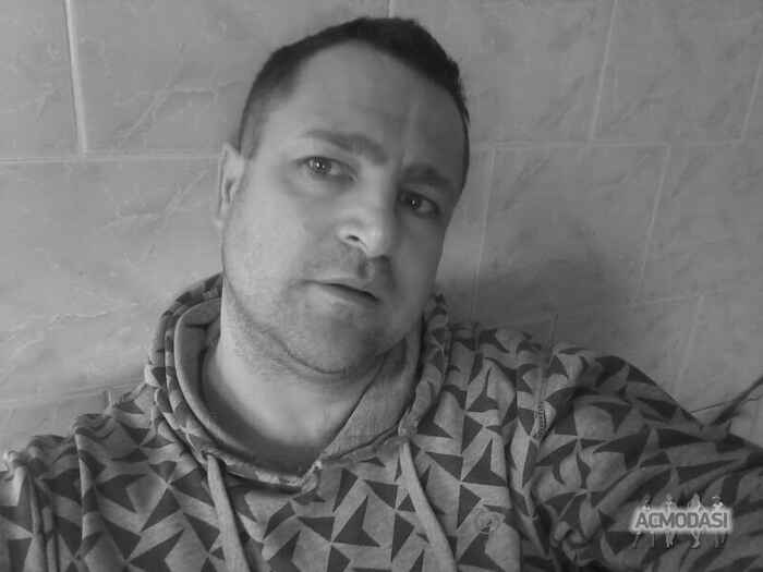 Валентин  Лебедик фото №1037565. Завантажено 30 Березня 2017