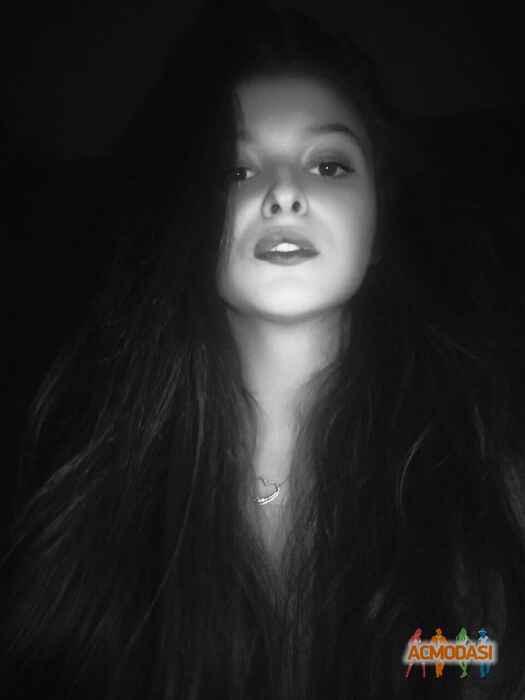 Лолита  Караулан фото №1528034. Завантажено 07 Травня 2020