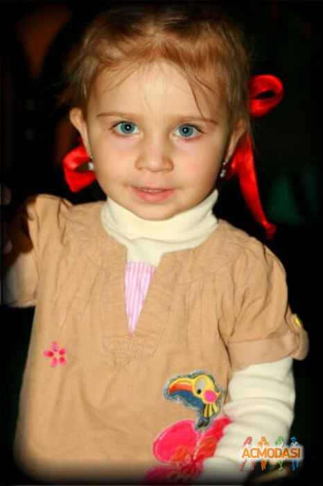 Кристина Артёмовна Сипко фото №155170. Завантажено 24 Лютого 2012