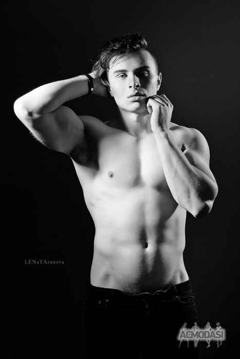 Олег Борисович Жучков фото №1110955. Завантажено 01 Жовтня 2017