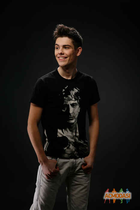 Андрей Андреевич Омельченко фото №154075. Завантажено 22 Лютого 2012