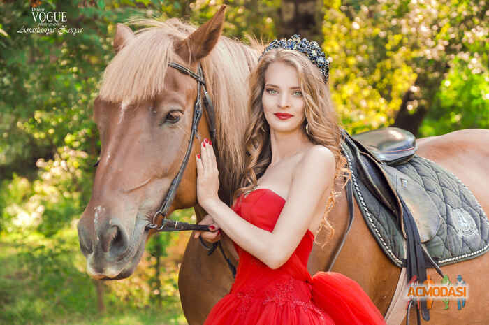 Алена Викторовна Гребенюк фото №1178752. Завантажено 03 Лютого 2018