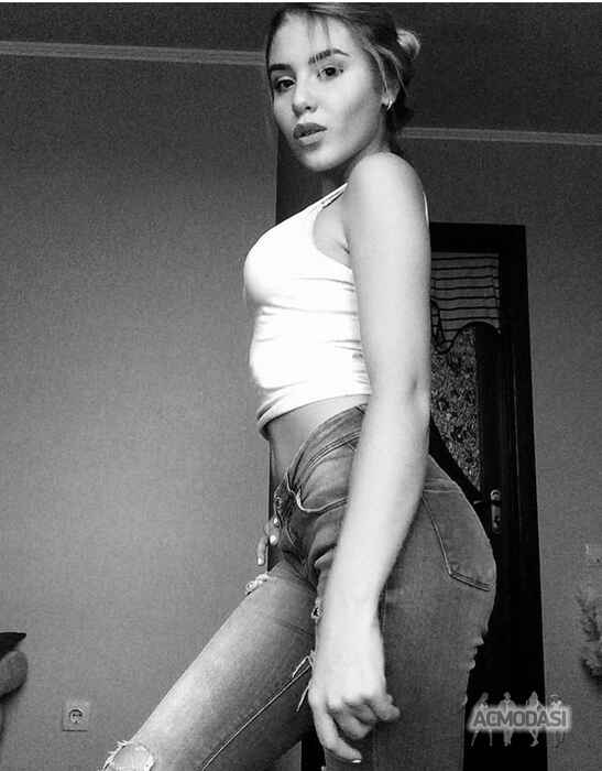 Вероніка Сергіївна Рудика фото №1124396. Завантажено 26 Жовтня 2017