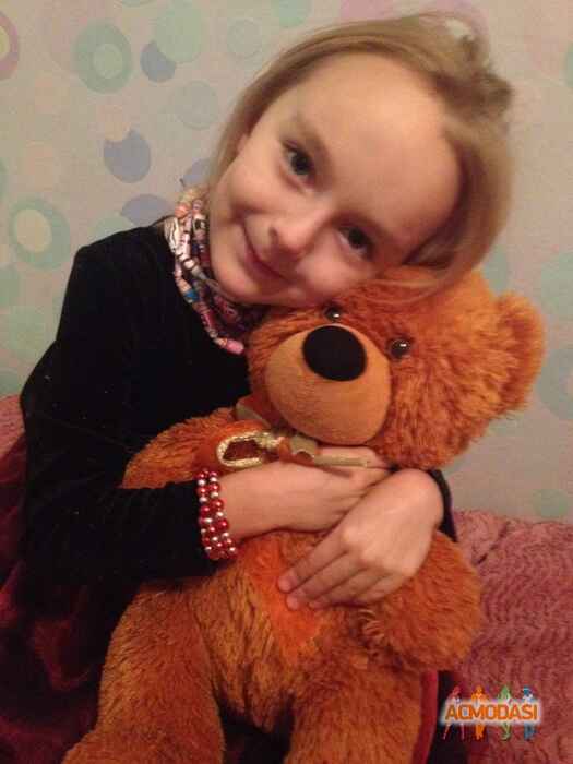 Поліна Олександрівна Лобанова фото №1044553. Завантажено 18 Квітня 2017