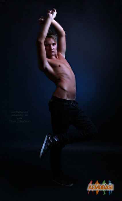 Artur Konstantinovich Yemchik фото №246224. Завантажено 30 Серпня 2012