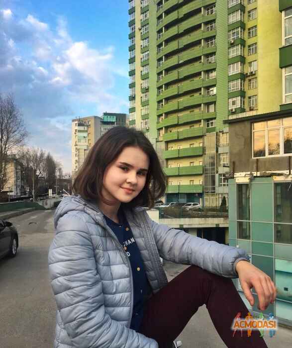 Ольга Олегівна Купрієнко фото №1242705. Завантажено 09 Червня 2018