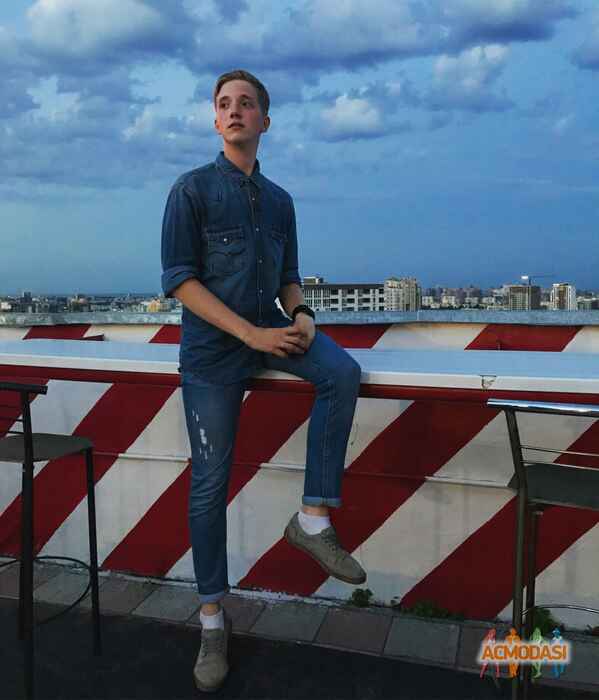 Деметріус Валерійович Снісар фото №1177639. Завантажено 02 Лютого 2018