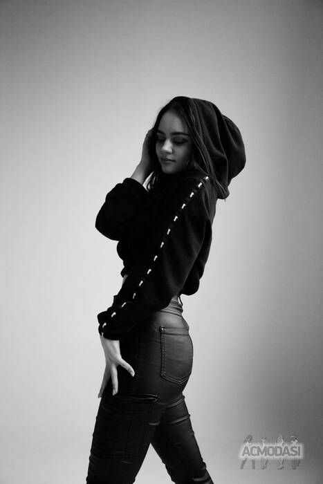 Alina  Pozniakova фото №1710827. Завантажено 14 Травня 2023
